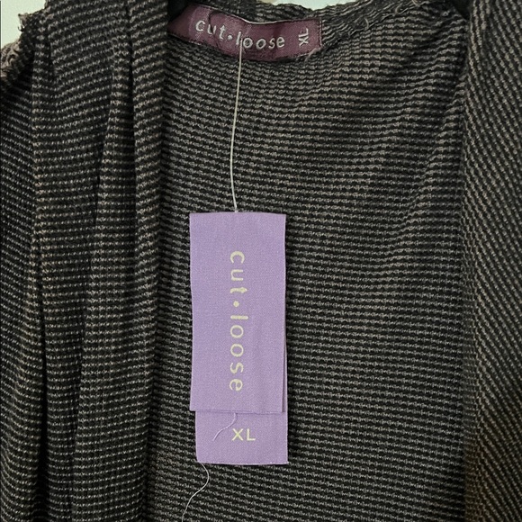 Cut Loose Striped Black and Gray Cardigan - Picture 2 of 5